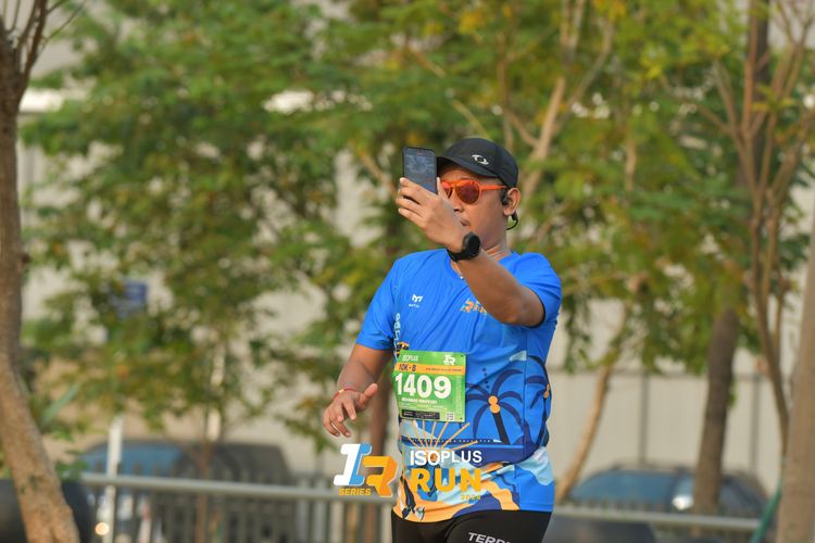 Race photo from ISOPlus Run 2024 Jakarta