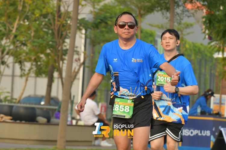 Race photo from ISOPlus Run 2024 Jakarta