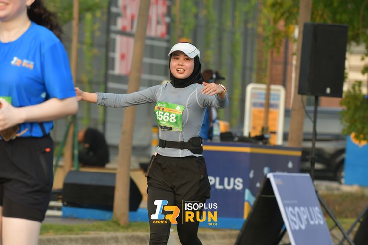 Race photo from ISOPlus Run 2024 Jakarta