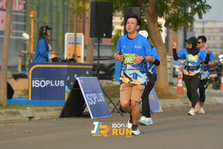 Race photo from ISOPlus Run 2024 Jakarta