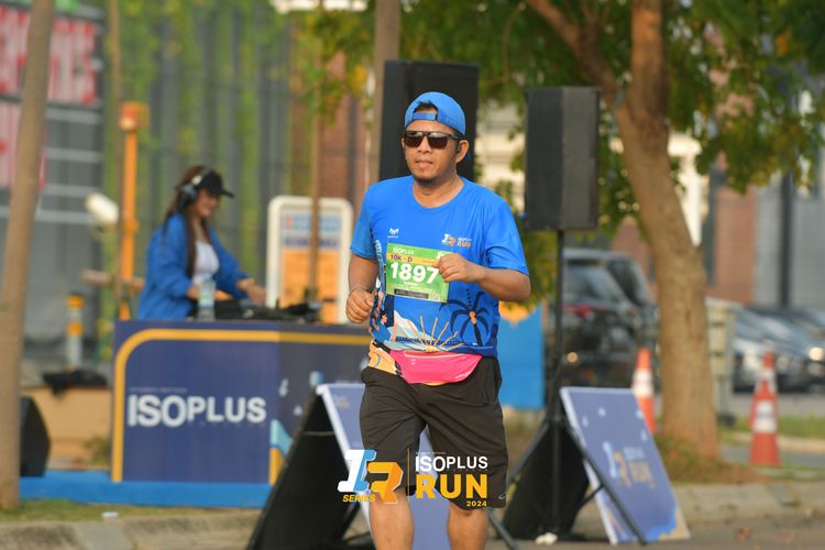 Race photo from ISOPlus Run 2024 Jakarta