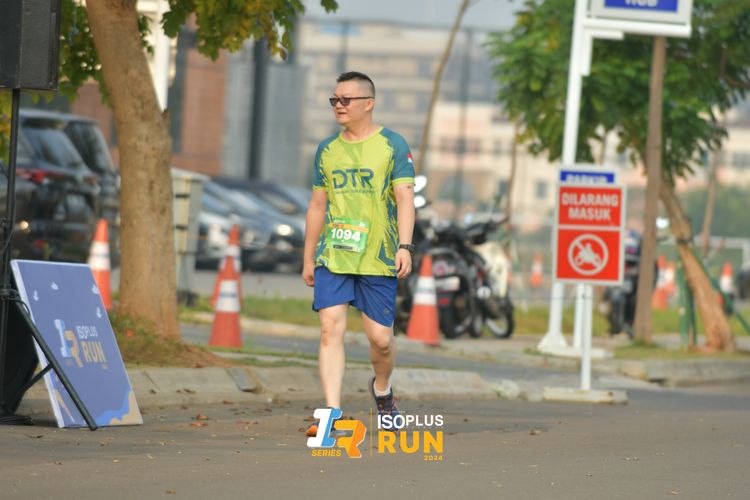 Race photo from ISOPlus Run 2024 Jakarta