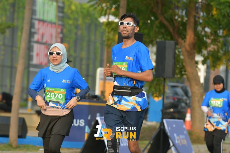 Race photo from ISOPlus Run 2024 Jakarta