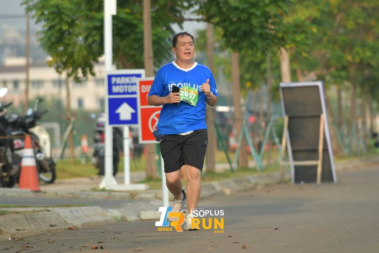 Race photo from ISOPlus Run 2024 Jakarta