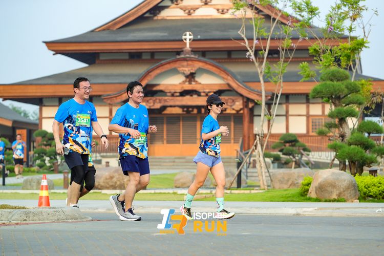 Race photo from ISOPlus Run 2024 Jakarta