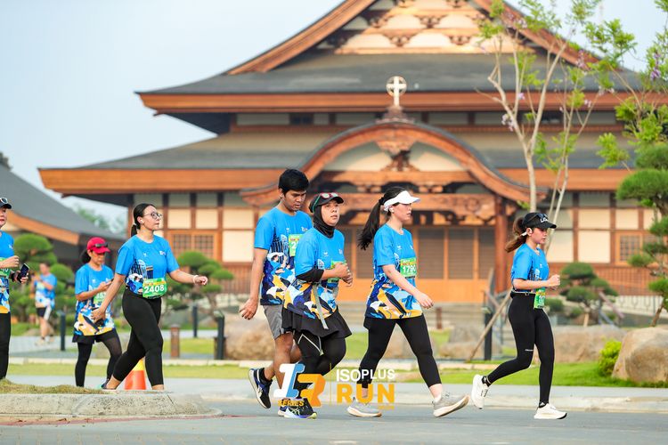 Race photo from ISOPlus Run 2024 Jakarta