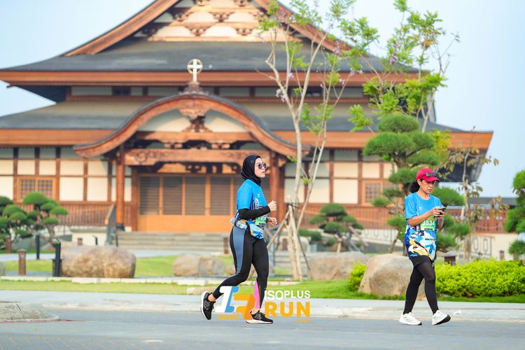 Race photo from ISOPlus Run 2024 Jakarta