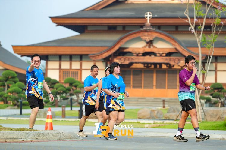 Race photo from ISOPlus Run 2024 Jakarta