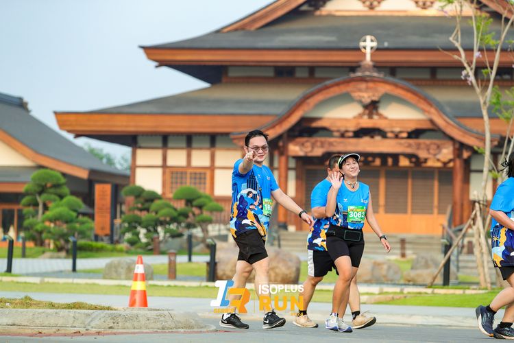 Race photo from ISOPlus Run 2024 Jakarta