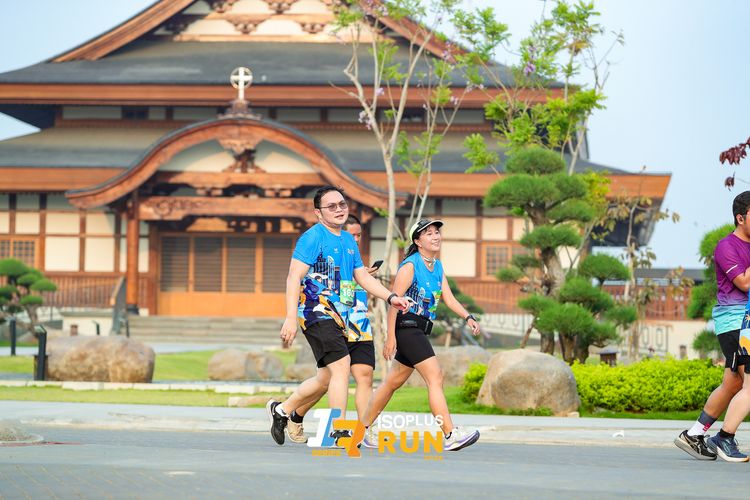 Race photo from ISOPlus Run 2024 Jakarta