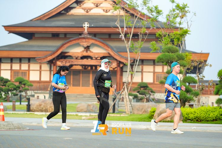 Race photo from ISOPlus Run 2024 Jakarta
