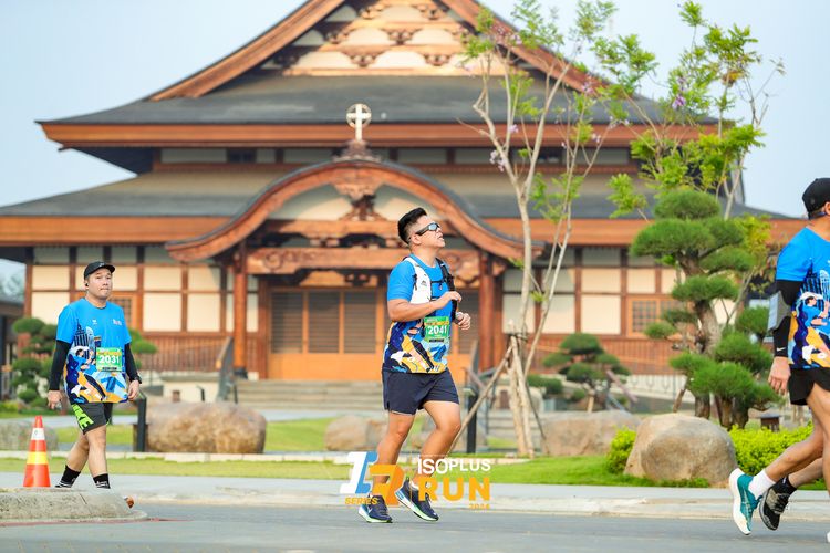 Race photo from ISOPlus Run 2024 Jakarta