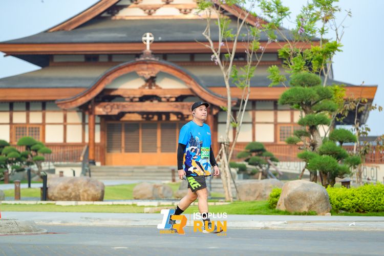 Race photo from ISOPlus Run 2024 Jakarta
