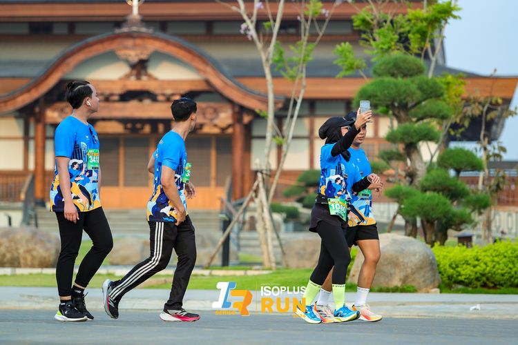 Race photo from ISOPlus Run 2024 Jakarta