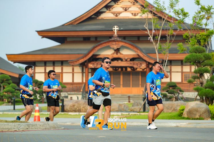 Race photo from ISOPlus Run 2024 Jakarta