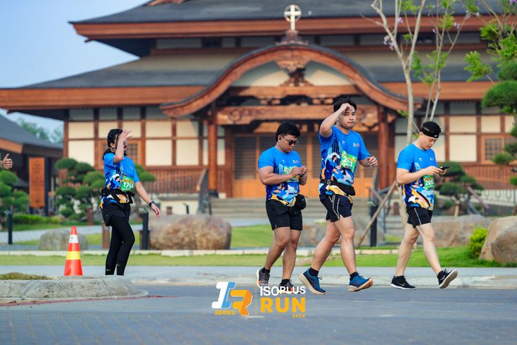 Race photo from ISOPlus Run 2024 Jakarta