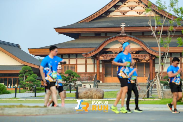 Race photo from ISOPlus Run 2024 Jakarta