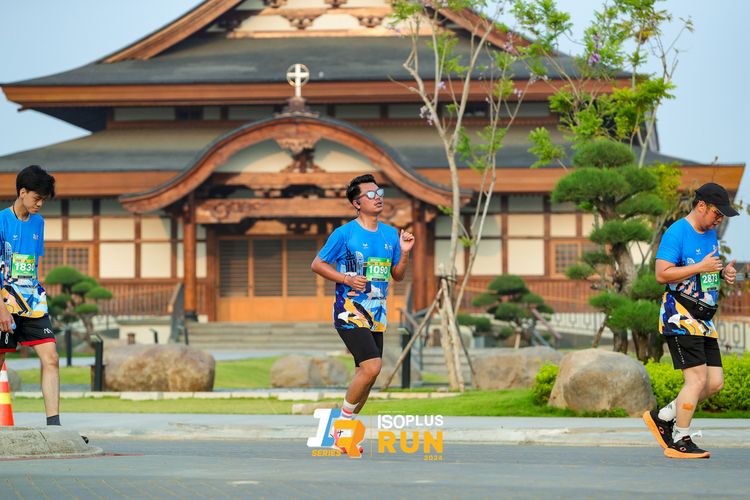 Race photo from ISOPlus Run 2024 Jakarta