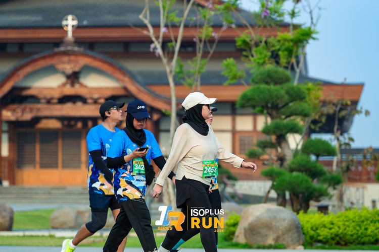 Race photo from ISOPlus Run 2024 Jakarta