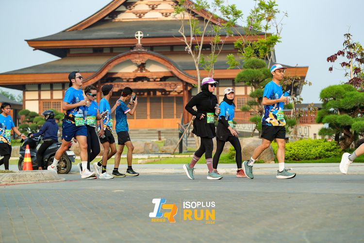 Race photo from ISOPlus Run 2024 Jakarta