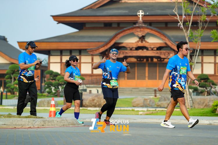 Race photo from ISOPlus Run 2024 Jakarta