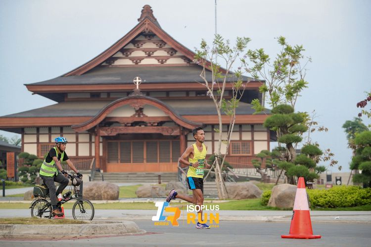 Race photo from ISOPlus Run 2024 Jakarta