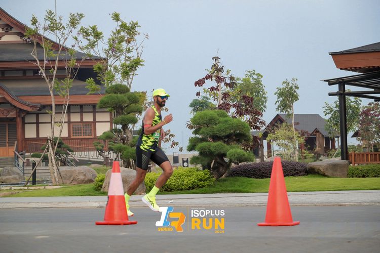 Race photo from ISOPlus Run 2024 Jakarta