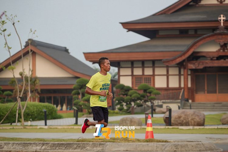 Race photo from ISOPlus Run 2024 Jakarta