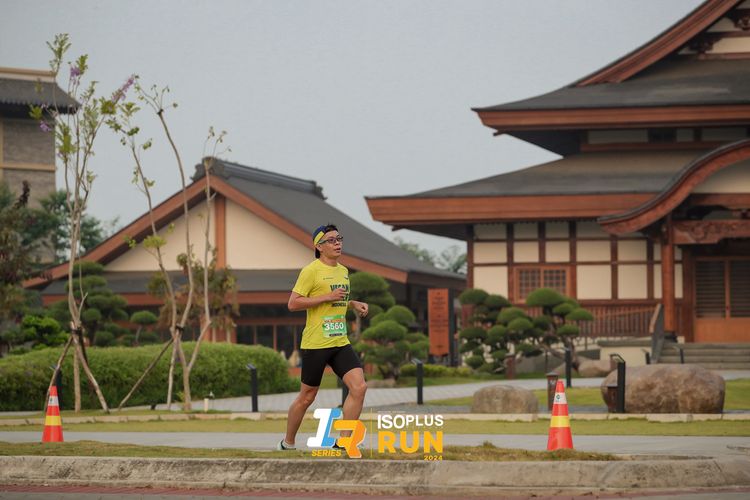 Race photo from ISOPlus Run 2024 Jakarta