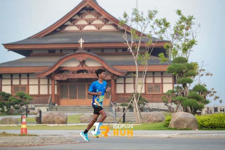 Race photo from ISOPlus Run 2024 Jakarta