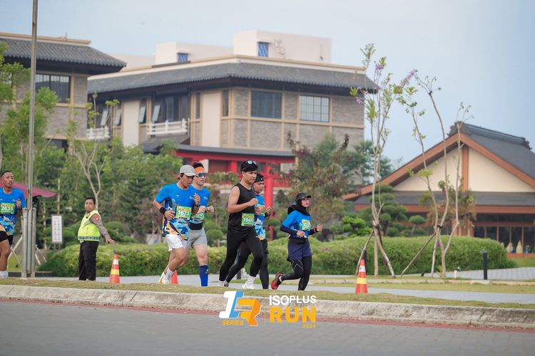 Race photo from ISOPlus Run 2024 Jakarta