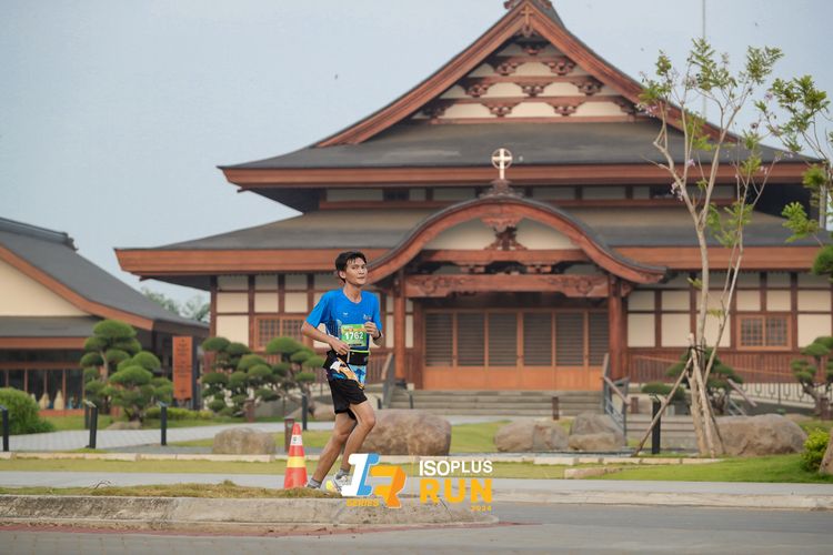 Race photo from ISOPlus Run 2024 Jakarta
