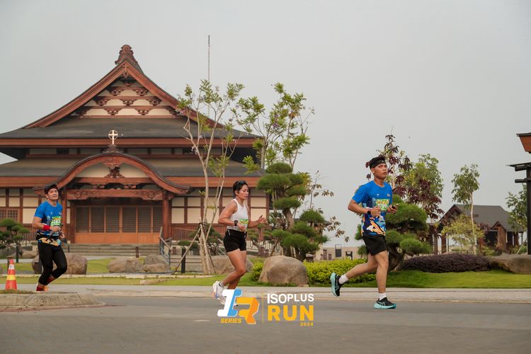 Race photo from ISOPlus Run 2024 Jakarta