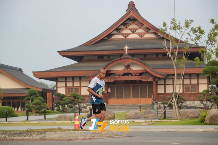Race photo from ISOPlus Run 2024 Jakarta