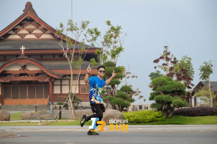 Race photo from ISOPlus Run 2024 Jakarta