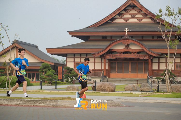 Race photo from ISOPlus Run 2024 Jakarta