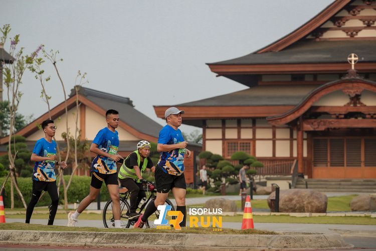Race photo from ISOPlus Run 2024 Jakarta