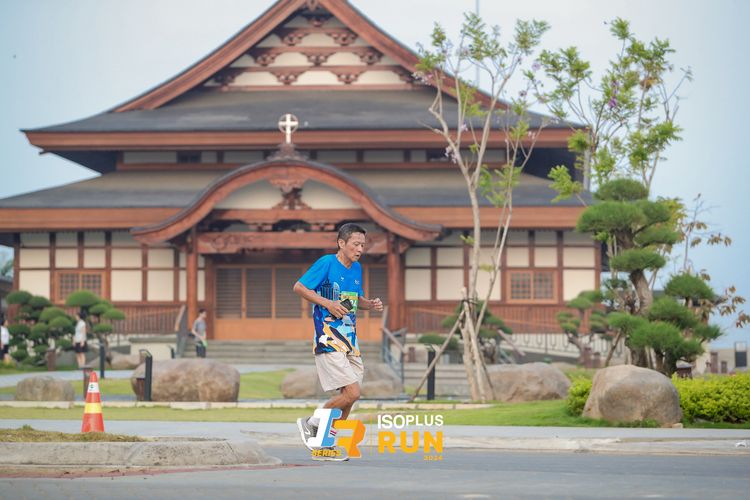 Race photo from ISOPlus Run 2024 Jakarta