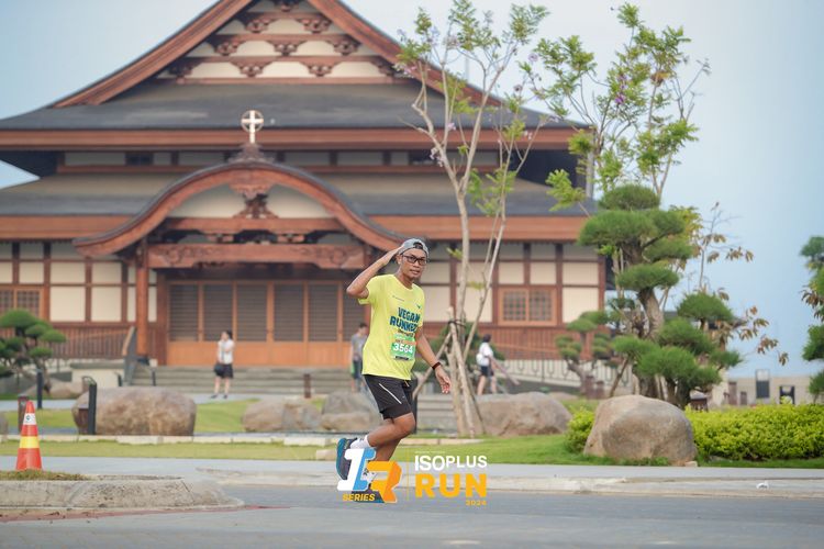 Race photo from ISOPlus Run 2024 Jakarta