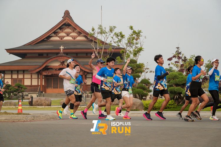 Race photo from ISOPlus Run 2024 Jakarta