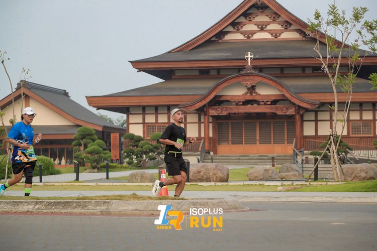 Race photo from ISOPlus Run 2024 Jakarta