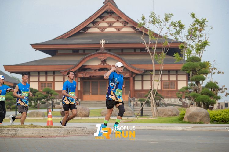 Race photo from ISOPlus Run 2024 Jakarta