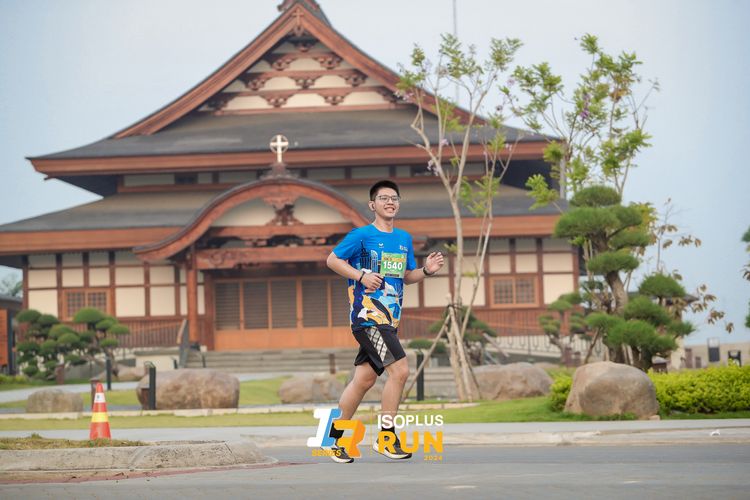 Race photo from ISOPlus Run 2024 Jakarta