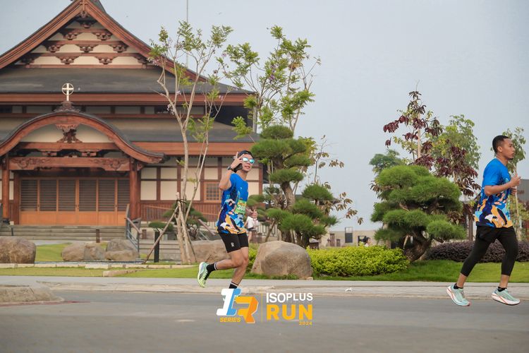 Race photo from ISOPlus Run 2024 Jakarta