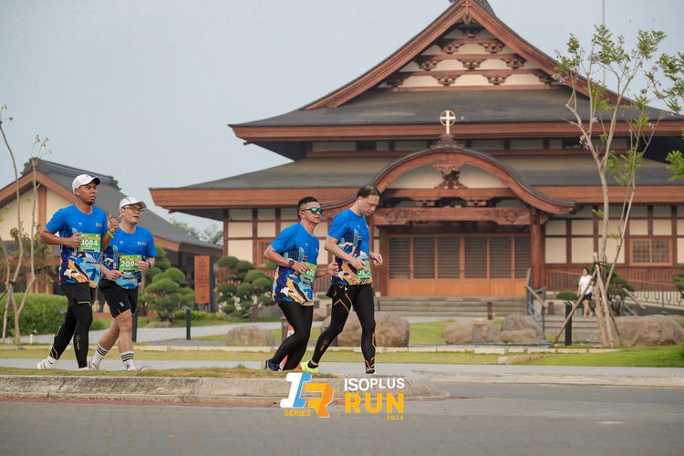 Race photo from ISOPlus Run 2024 Jakarta