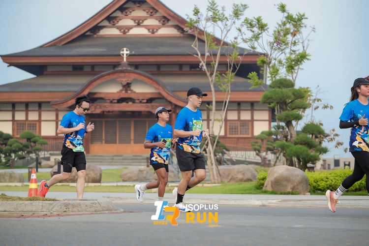 Race photo from ISOPlus Run 2024 Jakarta