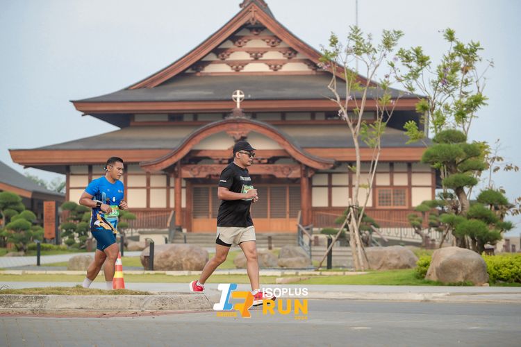 Race photo from ISOPlus Run 2024 Jakarta