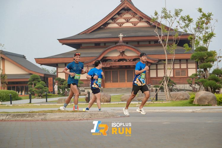 Race photo from ISOPlus Run 2024 Jakarta