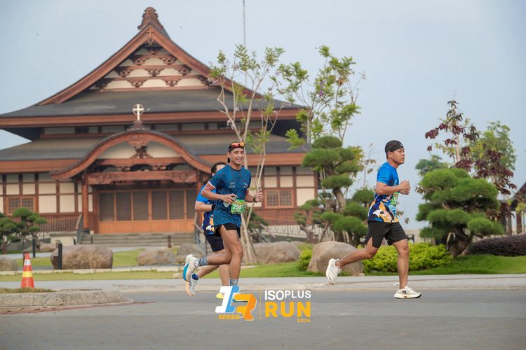 Race photo from ISOPlus Run 2024 Jakarta