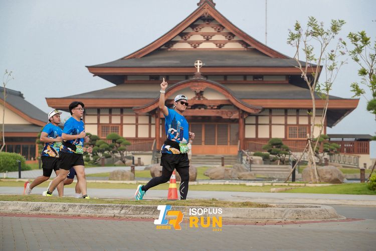 Race photo from ISOPlus Run 2024 Jakarta